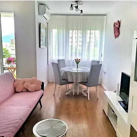 Sweet Pine Dream * Σπλιτ